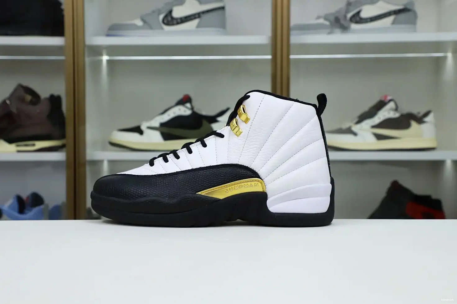 'ROYALTY' RETRO JORDAN AIR Kimikick 12 0430